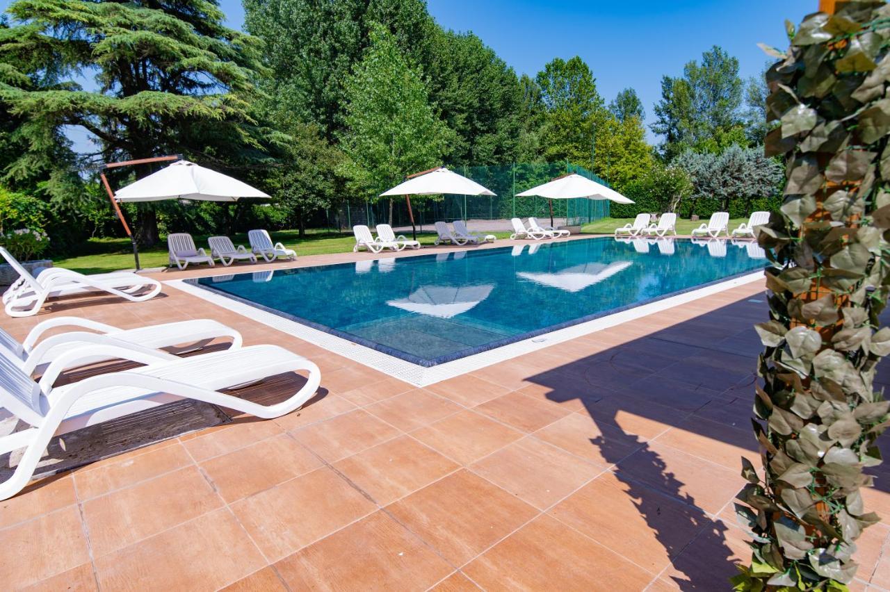 Villa Vitti'S - Verona Est サン・マルティーノ・ブオン・アルベルゴ エクステリア 写真