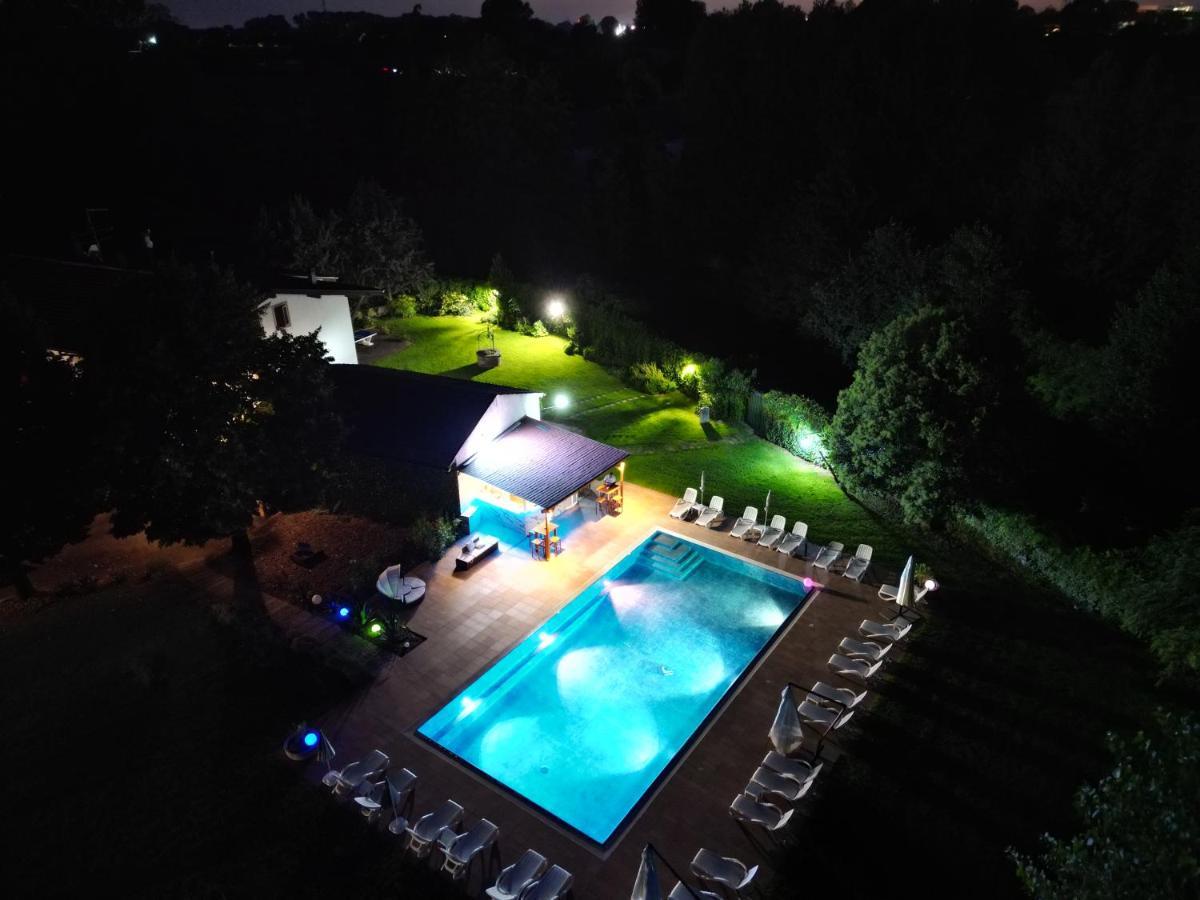 Villa Vitti'S - Verona Est サン・マルティーノ・ブオン・アルベルゴ エクステリア 写真